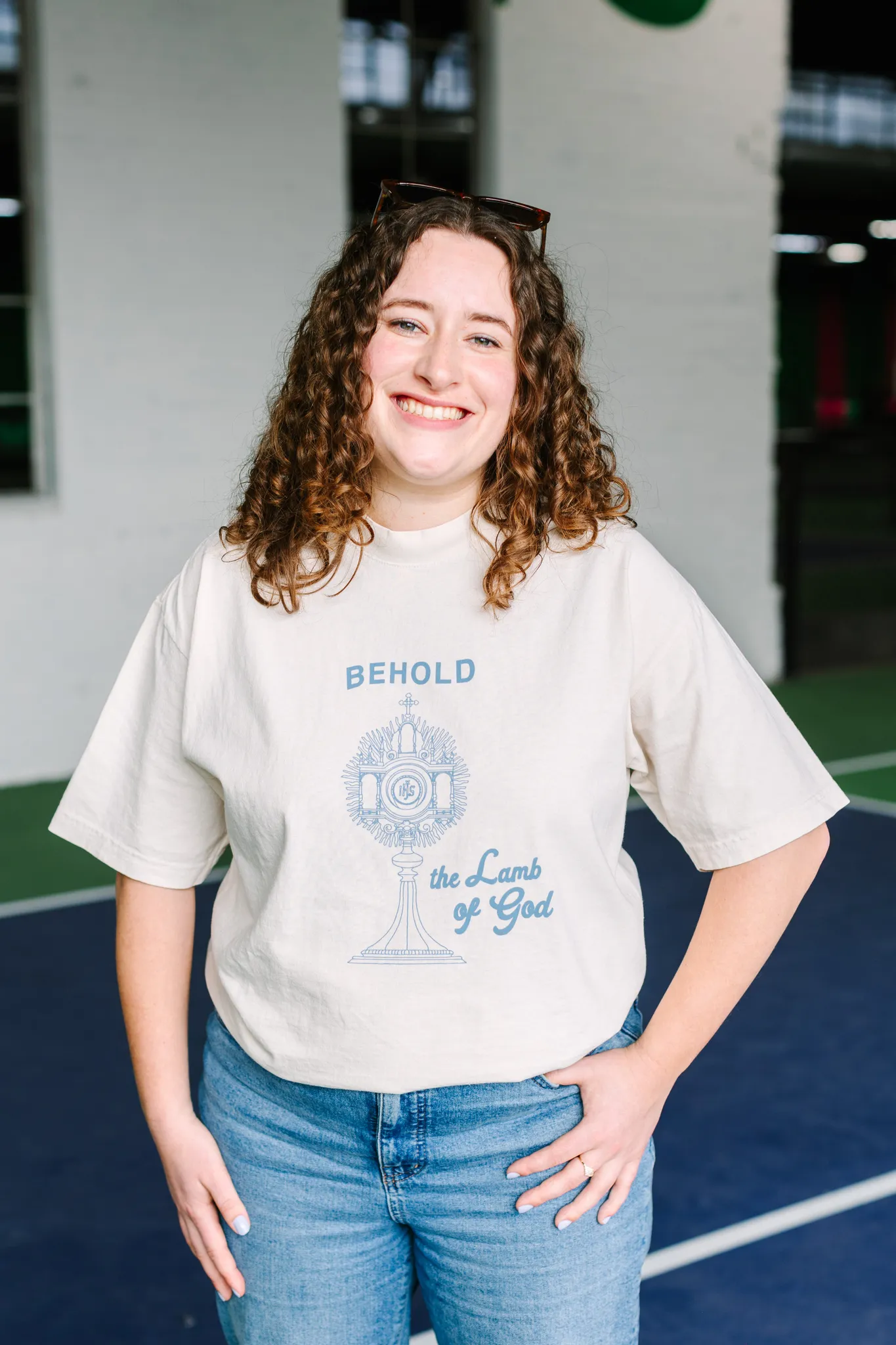 "Behold the Lamb of God" / Heavy-Weight T-Shirt - Image 4